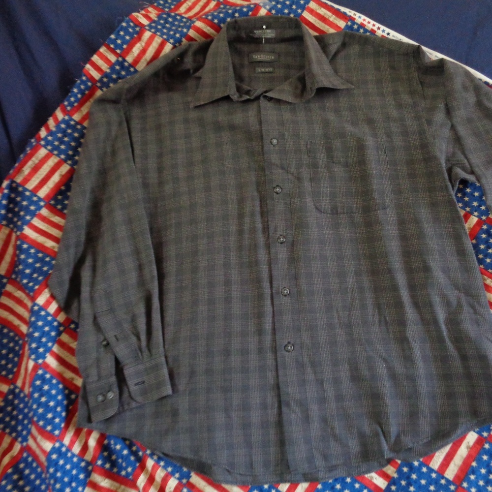 Van Heusen Size L  Cotton Blend.